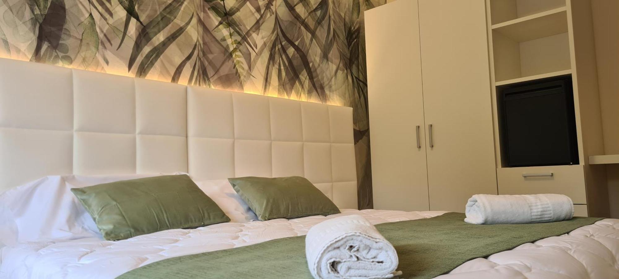 Eros Hotel 3*