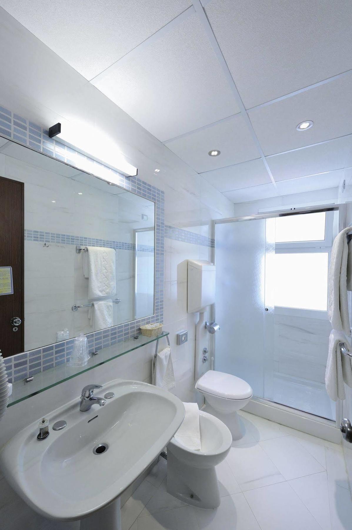 Hotel Eros 3*